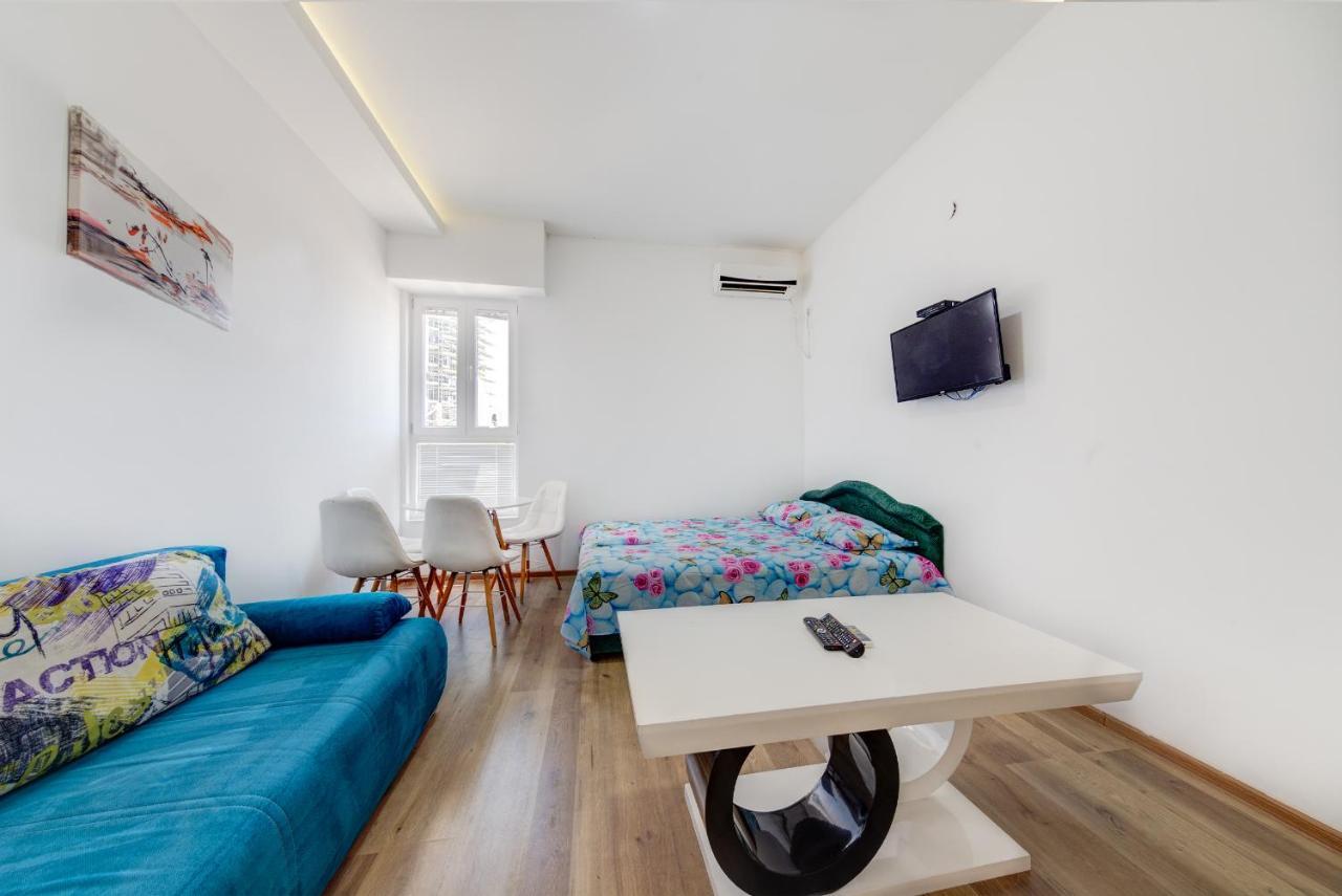 Post Office Center Apartments 부드바 외부 사진