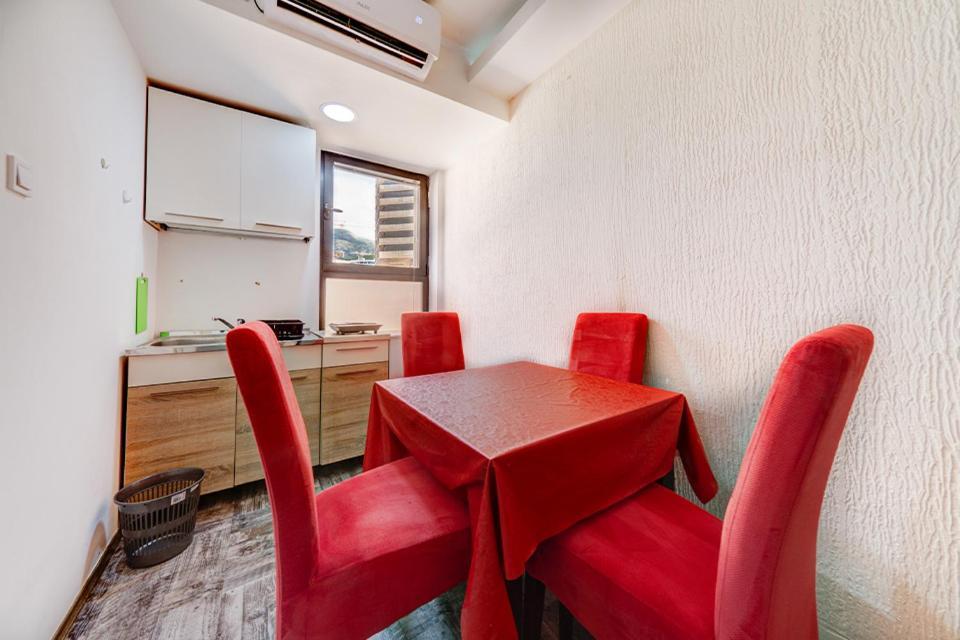 Post Office Center Apartments 부드바 외부 사진